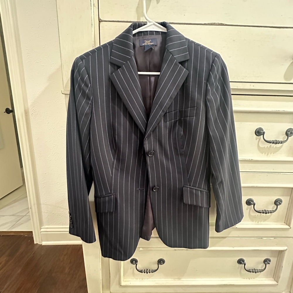 Gorgeous B4rooks Bros wool pinstripe blazer